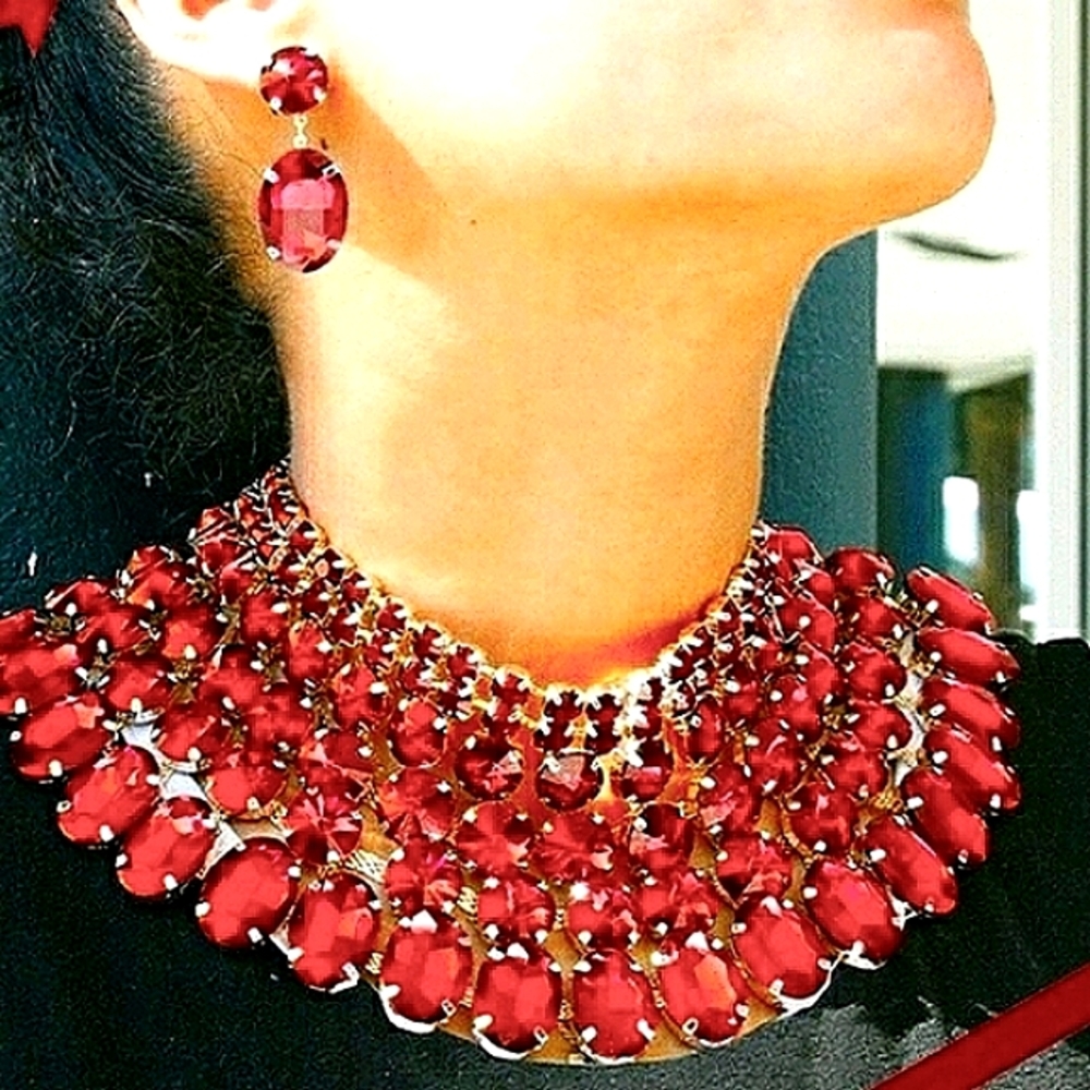 Collar Bib Necklace Set - Picture 3 of 8